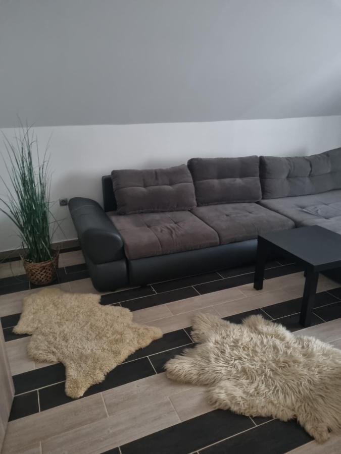 Sosto Apartman Szekesfehervar Luaran gambar